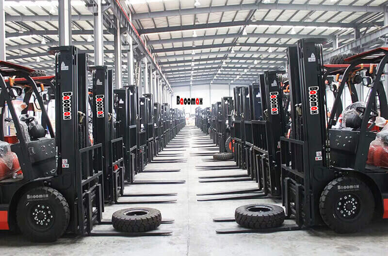 forklifts warehouse